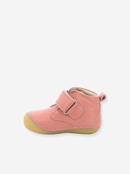 Leren meisjeslaarzen Sabio KICKERS® 1e babystapjes oudroze - vertbaudet enfant 