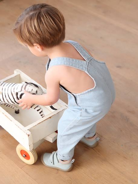 Denim babysalopette met contrasterende zakken gebleekt denim - vertbaudet enfant 